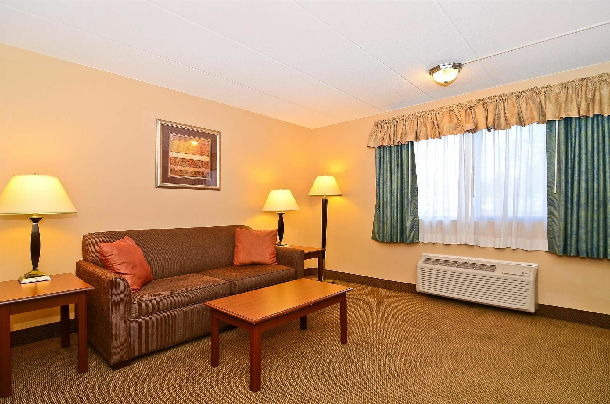 Surestay Plus Hotel By Best Western Black River Falls Exterior foto